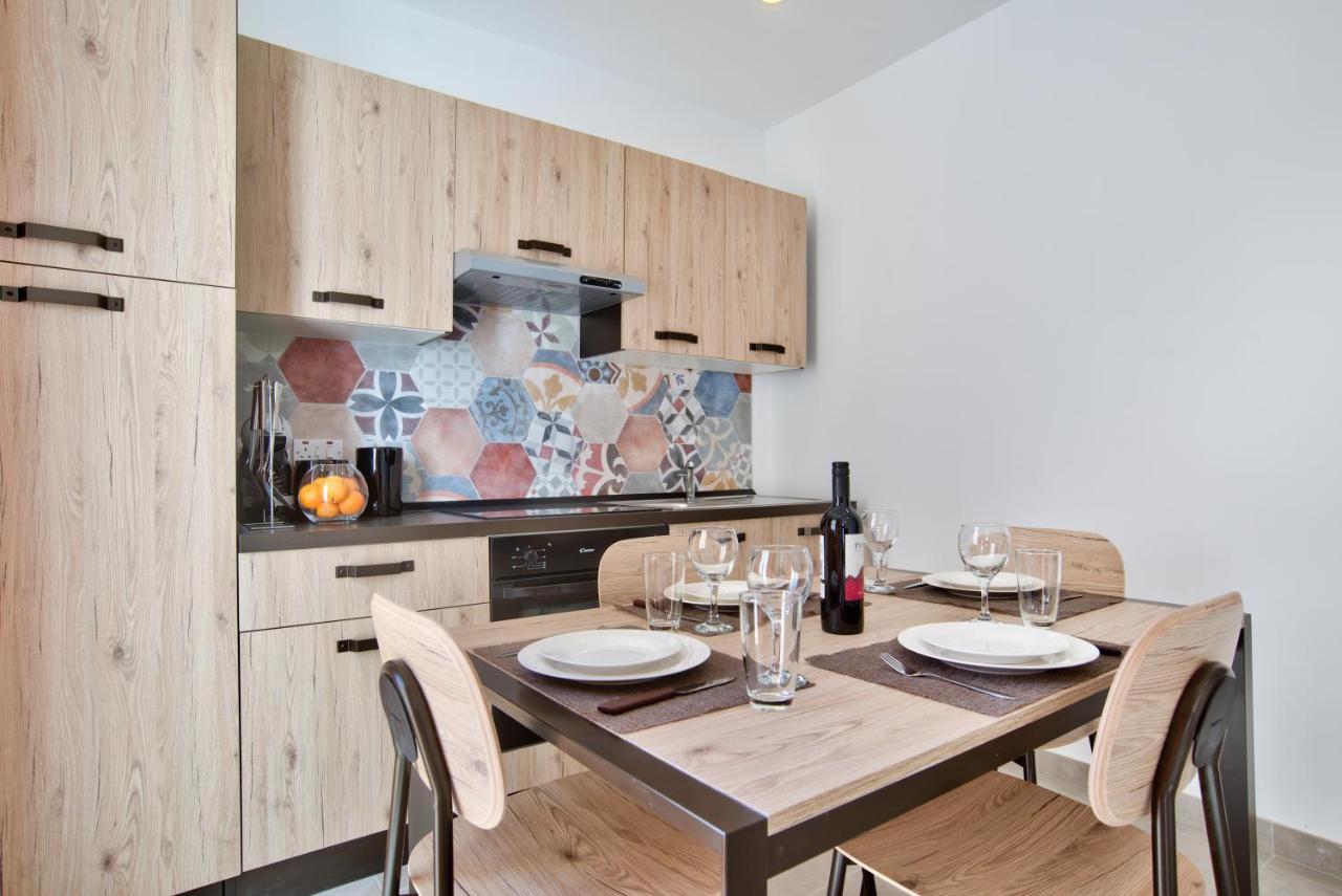 Sliema 2-Bedroom Central Apartments And Penthouse With Jacuzzi エクステリア 写真